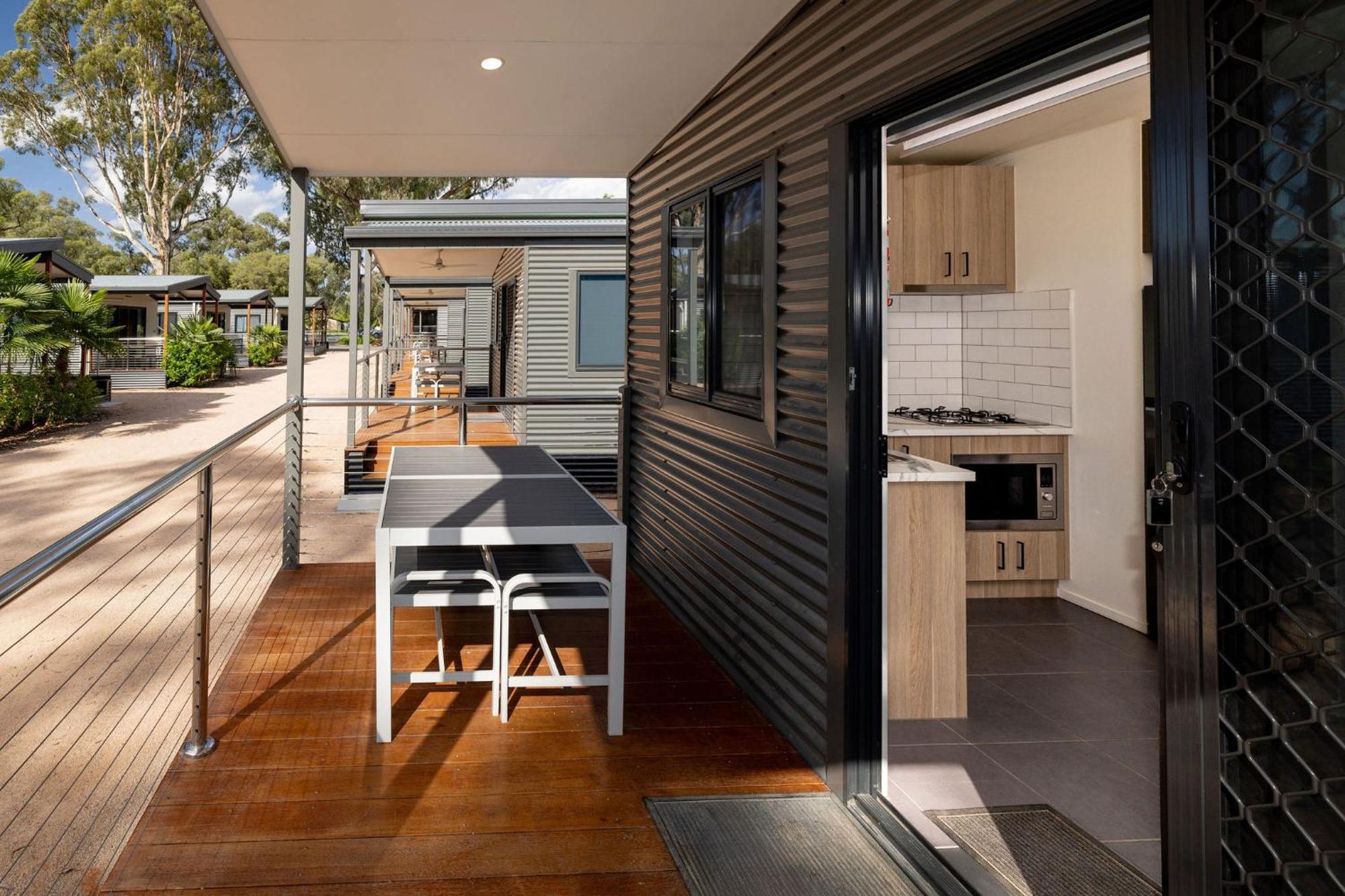 Big4 Renmark Riverfront Holiday Park Екстериор снимка
