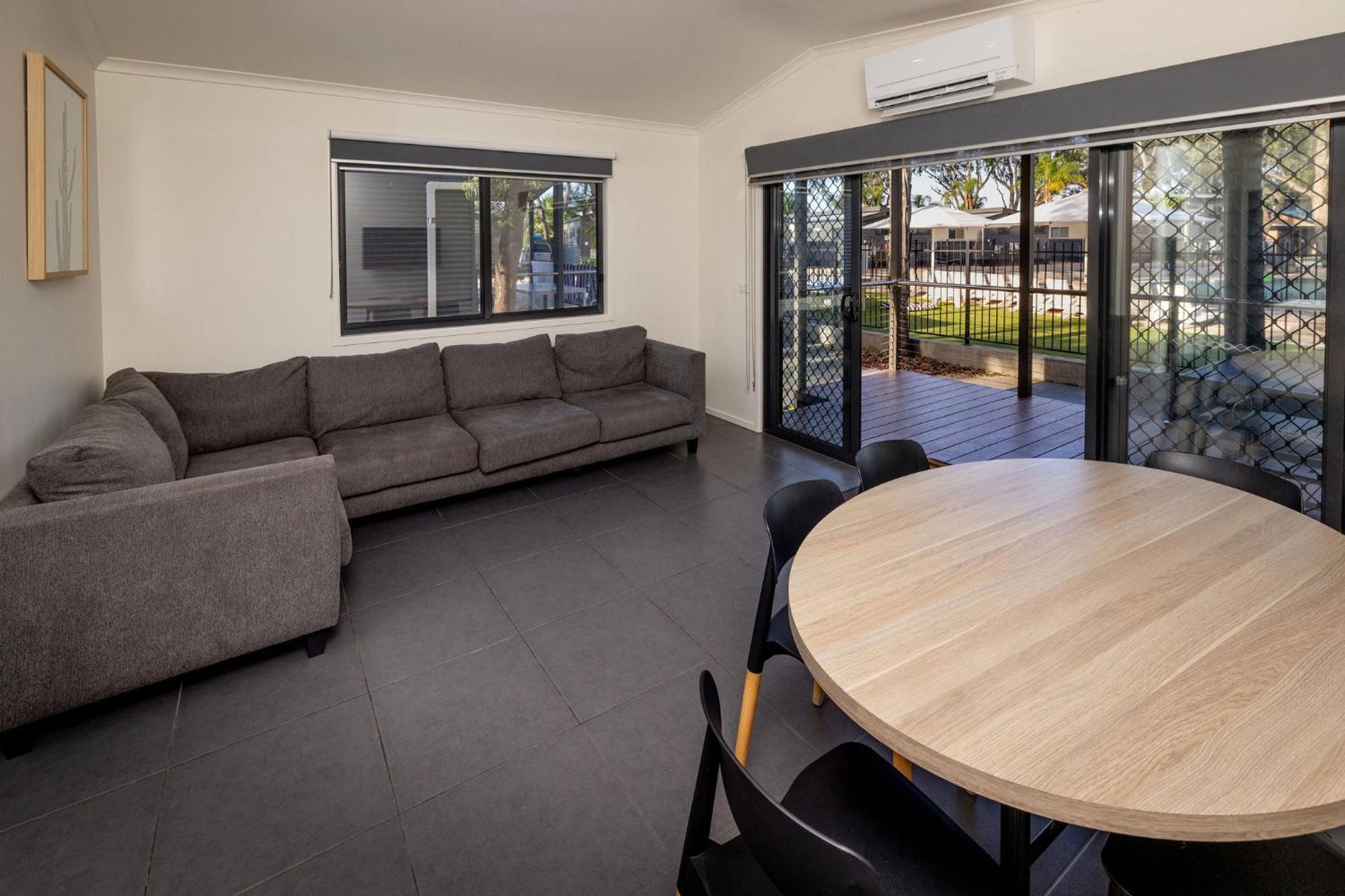 Big4 Renmark Riverfront Holiday Park Екстериор снимка