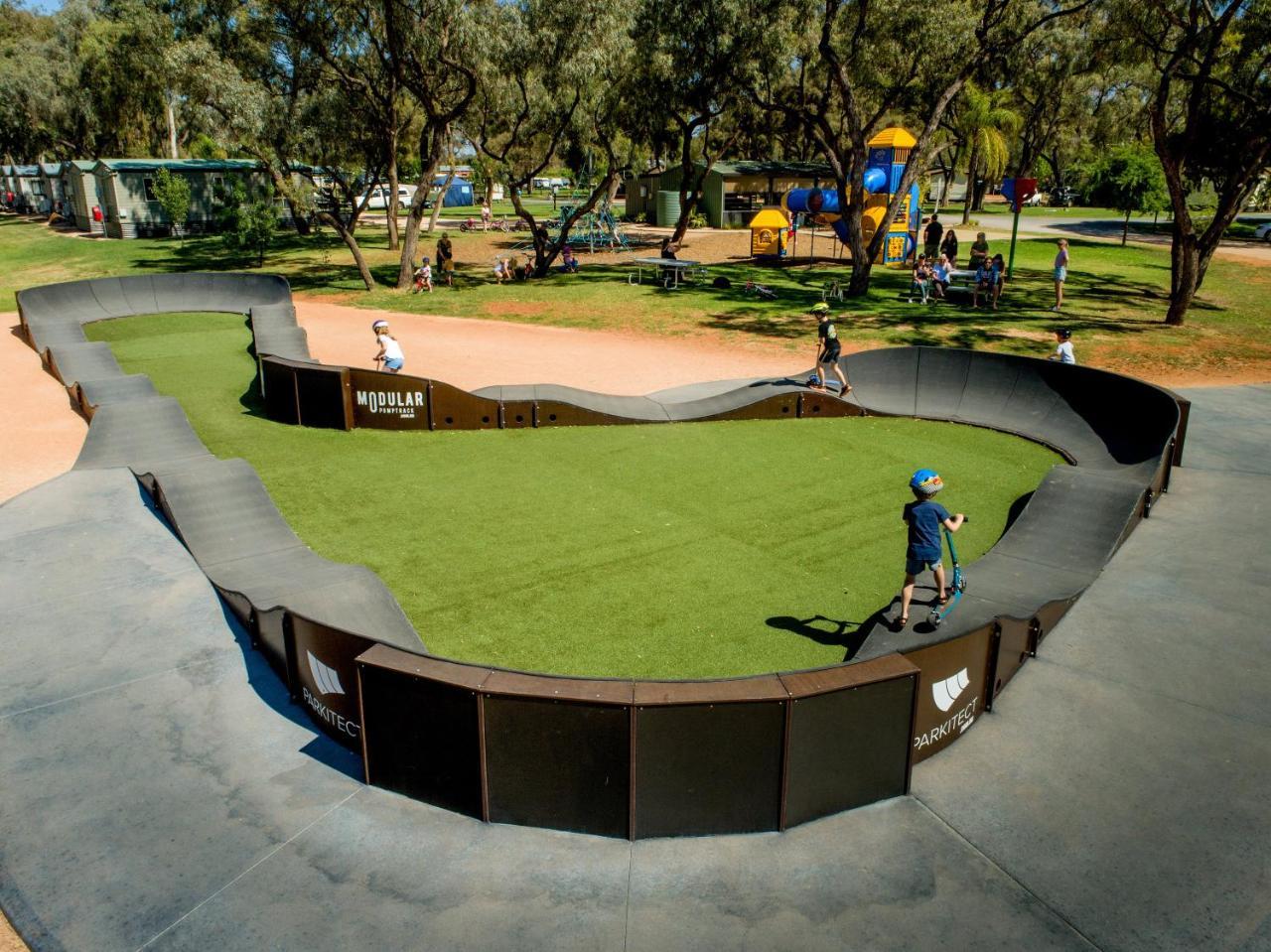 Big4 Renmark Riverfront Holiday Park Екстериор снимка